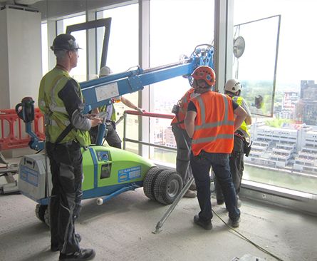 Innovative Winlet glazing robot ready to help realise the most challenging building designs