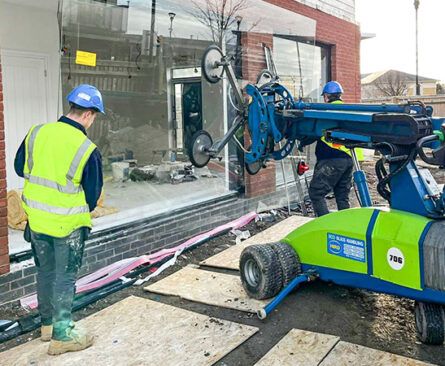Smaller teams, bigger jobs – the Winlet glazing difference